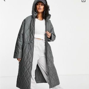 Grey oversized puffer coat